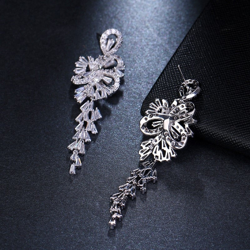 The Elaine Earrings
