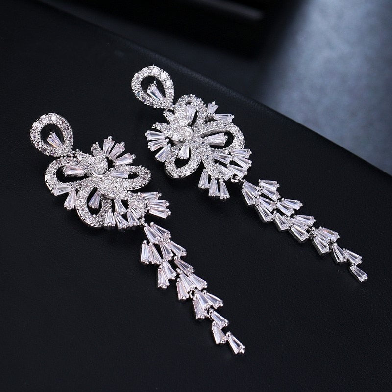 The Elaine Earrings