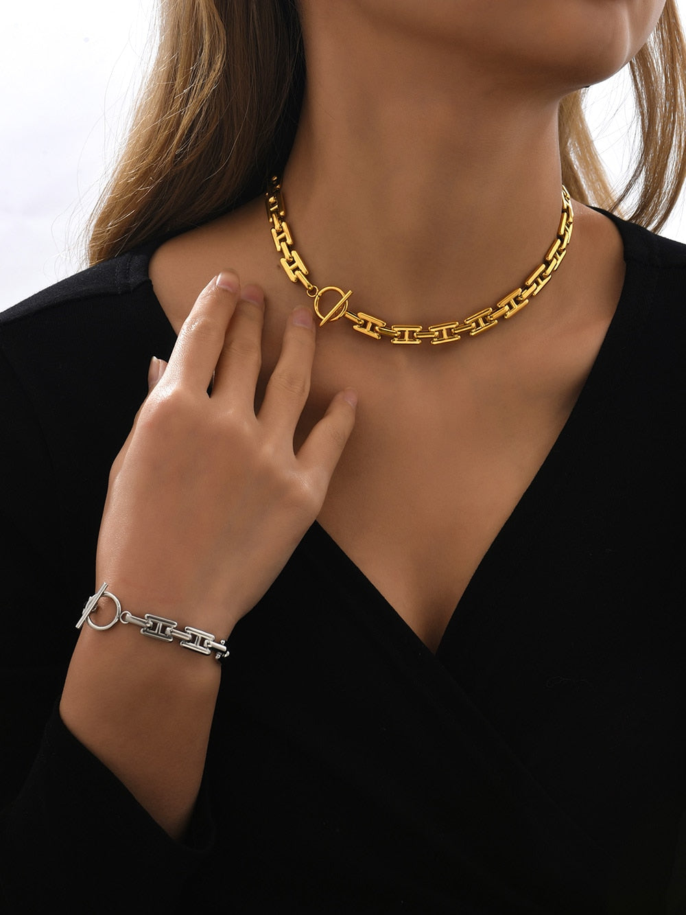 The Deia Bracelet