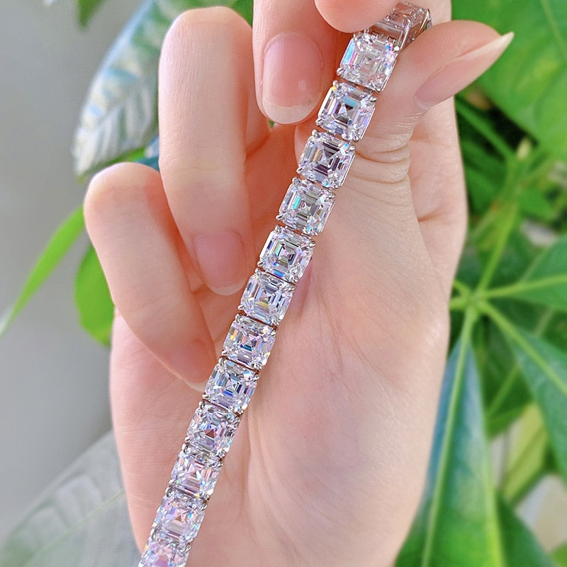 The Isabel Moissanite Bracelet